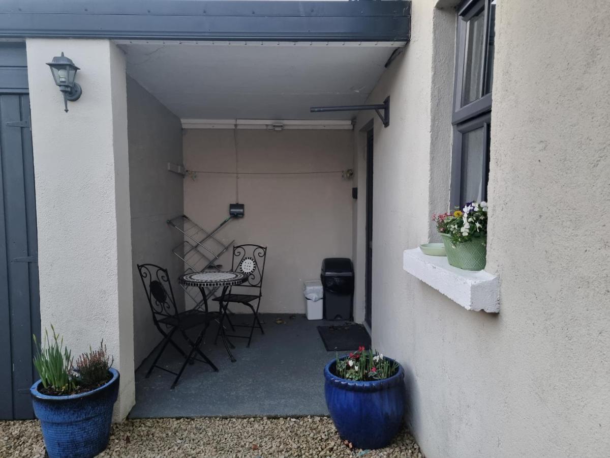 Cracatinni Mews Roundwood Exterior foto